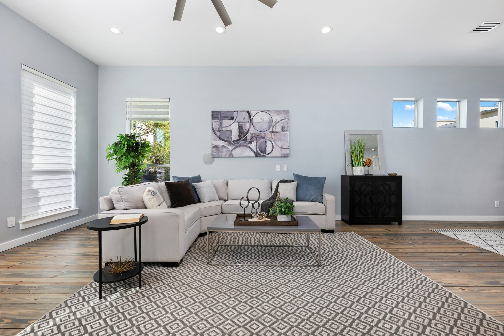 1209 Kinney Ave, Unit D photo 16